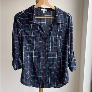 Joie plaid top size small